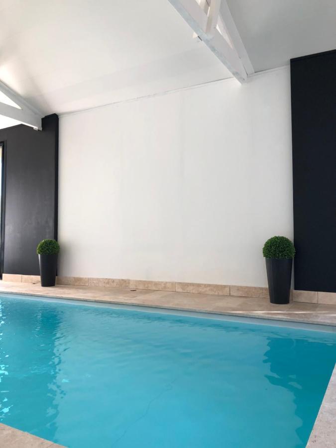 Chateau Bernon Maison D Hotes - Piscine Et Spa Queyrac Exterior foto